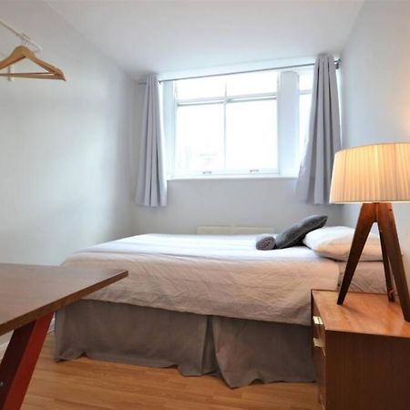 Stylish Budget 4 Bedroom Flat In Brick Lane ロンドン エクステリア 写真