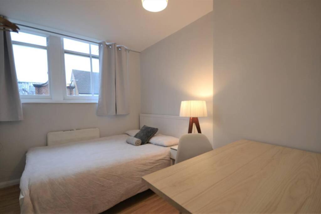 Stylish Budget 4 Bedroom Flat In Brick Lane ロンドン エクステリア 写真